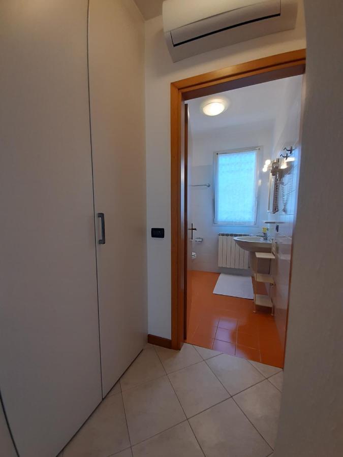 ホテル Casa Di Clara ポルトグルアーロ エクステリア 写真